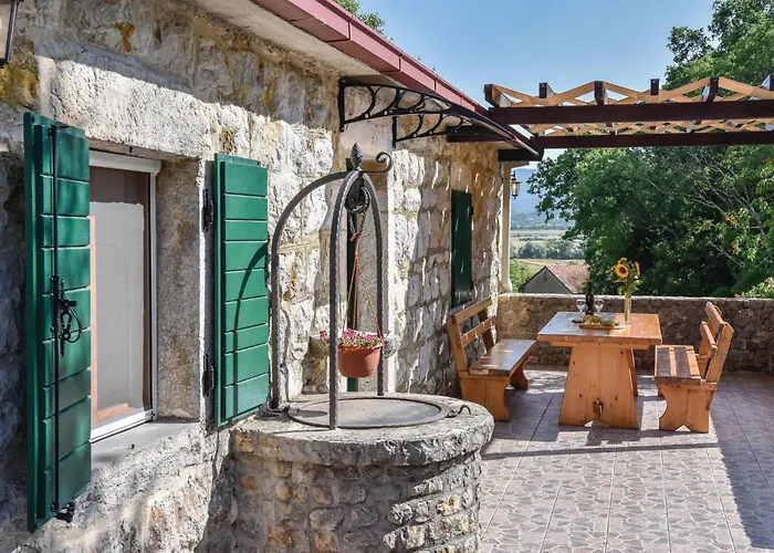 With Fireplace Xiii Tatil Evi
