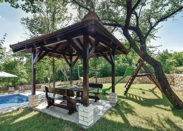 With Fireplace Xiii Tatil Evi